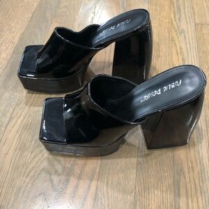 Chunky platform peep toe heel mule